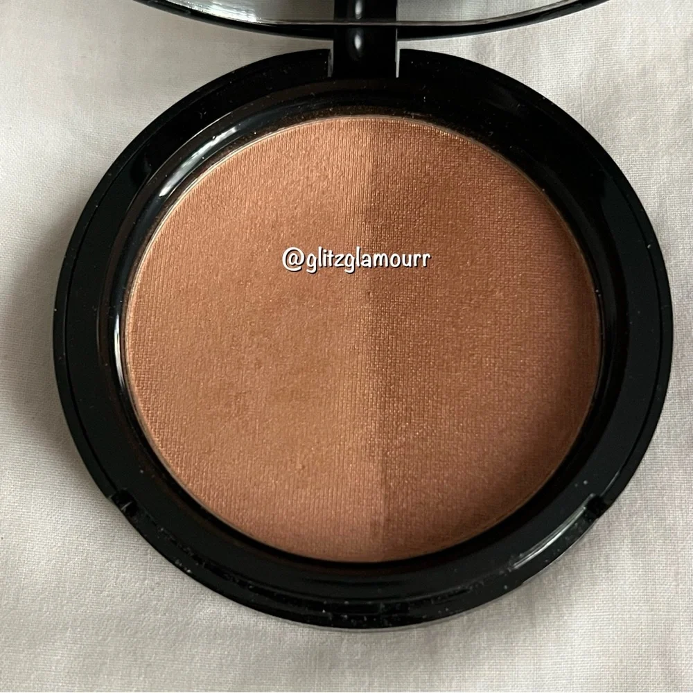 ☀️🐰Vintage Too Faced Poolside Primping Sun Bunny Bronzing Powder🐰☀️